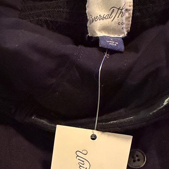 Elegant Black Strapless Top - Picture 14 of 14